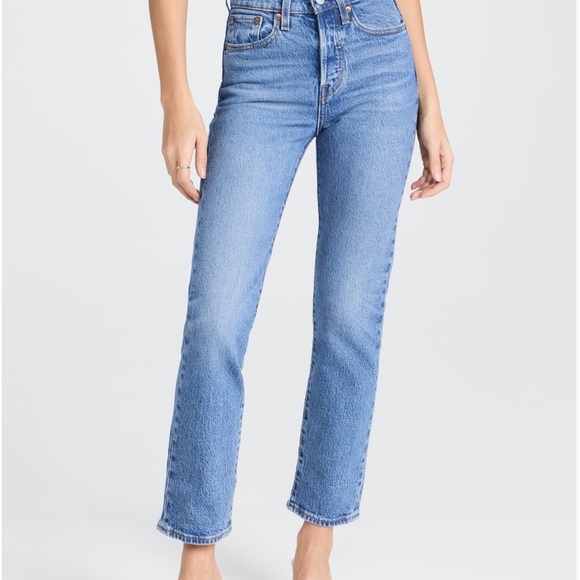 Levi's Wedgie Straight Jeans - Picture 1 of 13